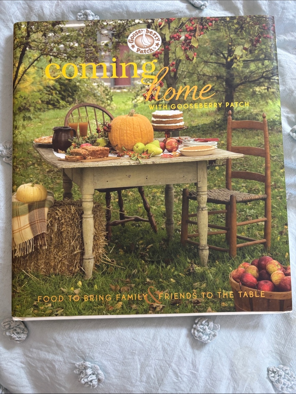 Coming Home with Gooseberry Patch Cookbook – Green Autumn Cover